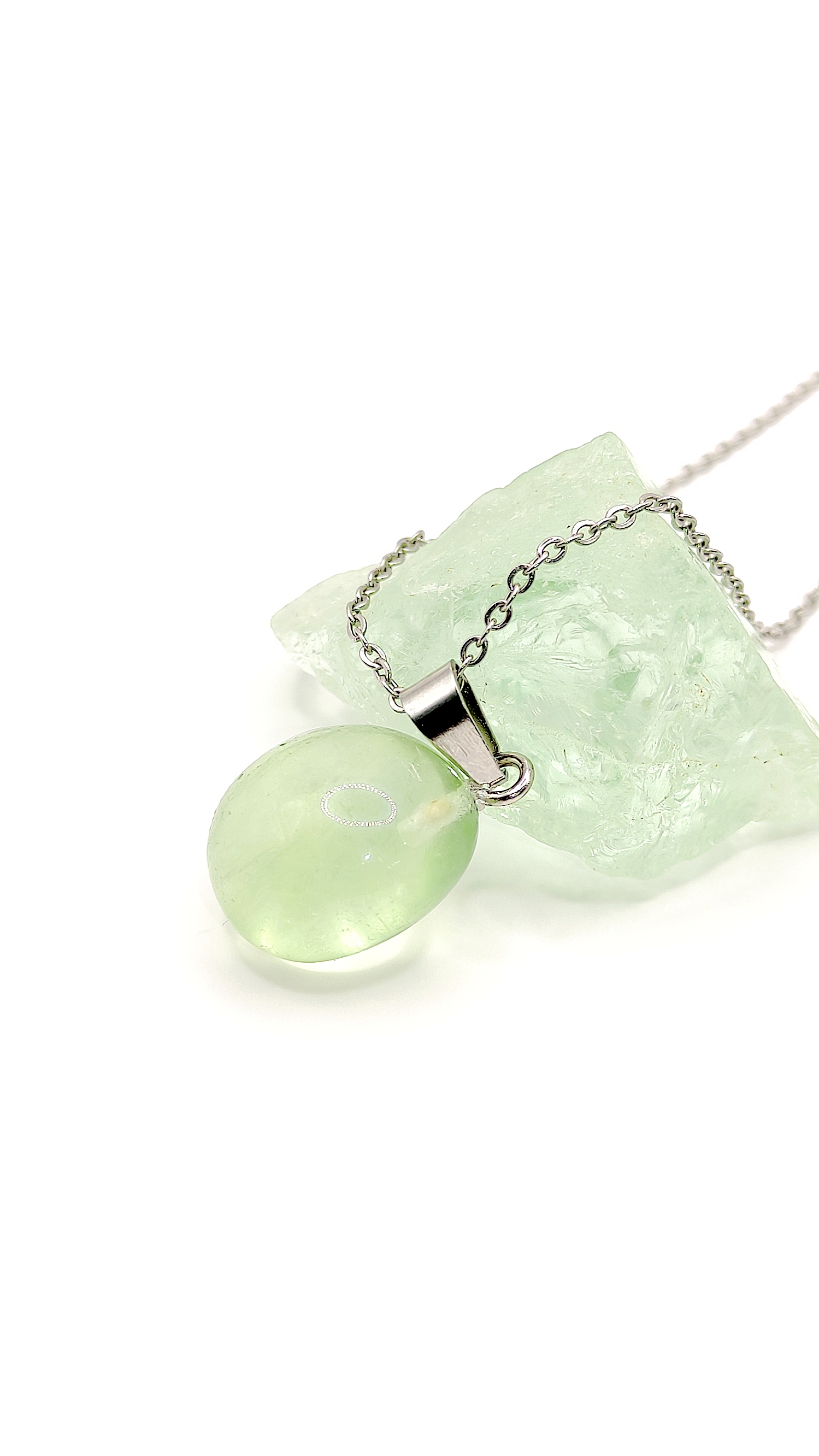 گردنبند فلورین سبز طبیعی فوق صیقلی 😌